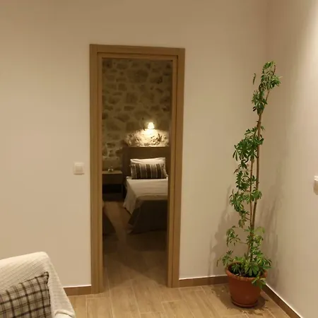 Abraham Lejlighed Acharavi (Corfu)